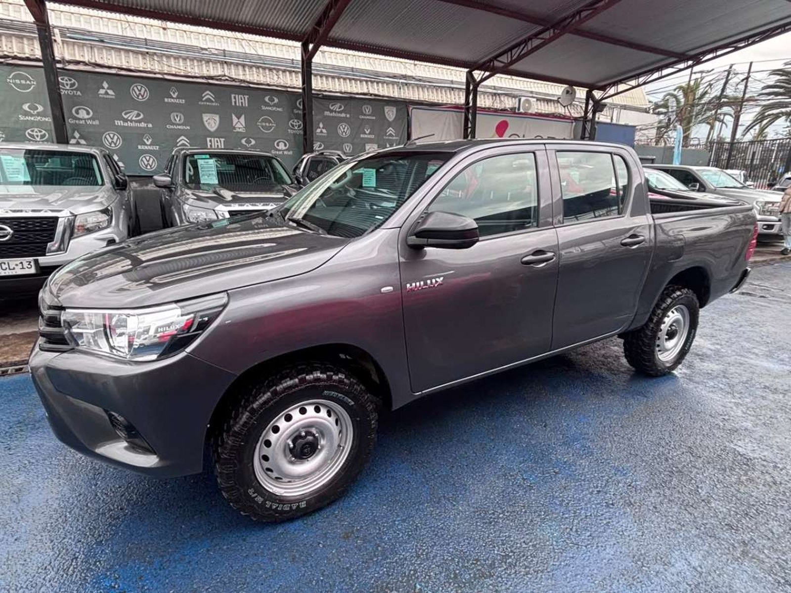 Toyota HILUX DCAB DX 2.4 2019 - Imagen 5 de 10