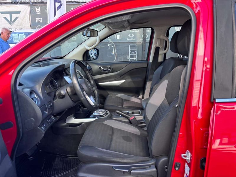 Nissan NAVARA D CAB 4X4 2.3 AT XE AT 4X4 2022 - Imagen 10 de 10