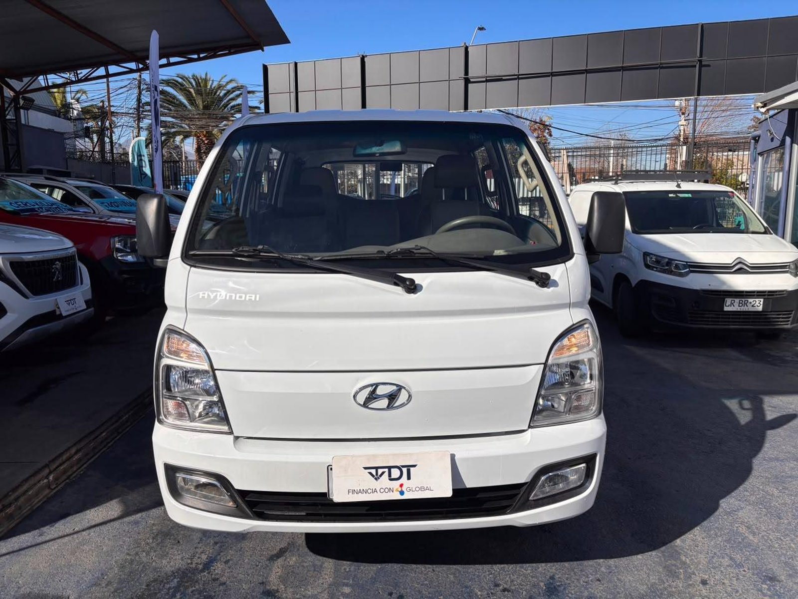 Hyundai PORTER 2024 - Foto 2 de 10