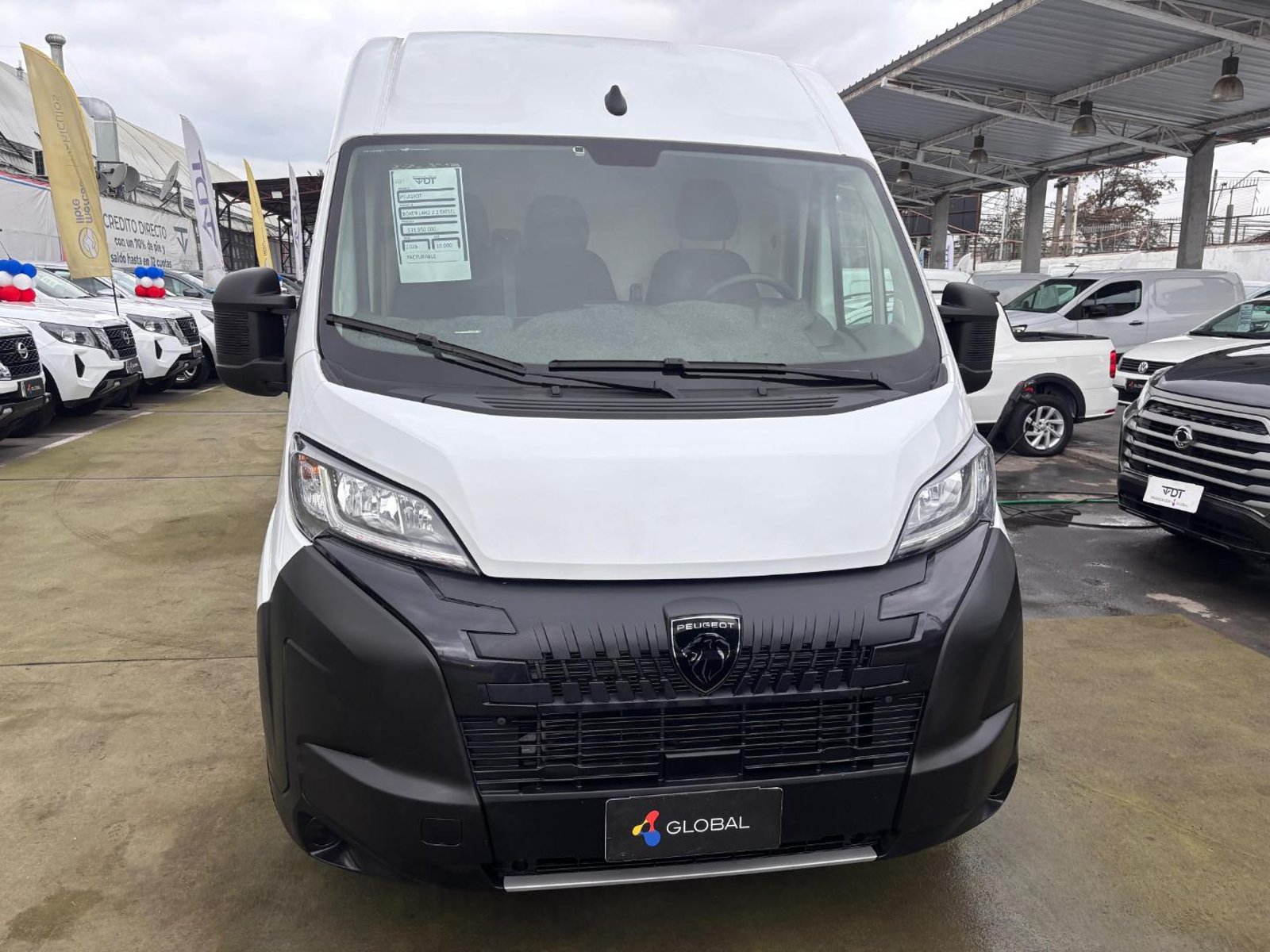 Peugeot Boxer L4H2 2.2 Diesel 2026 - Foto 2 de 10