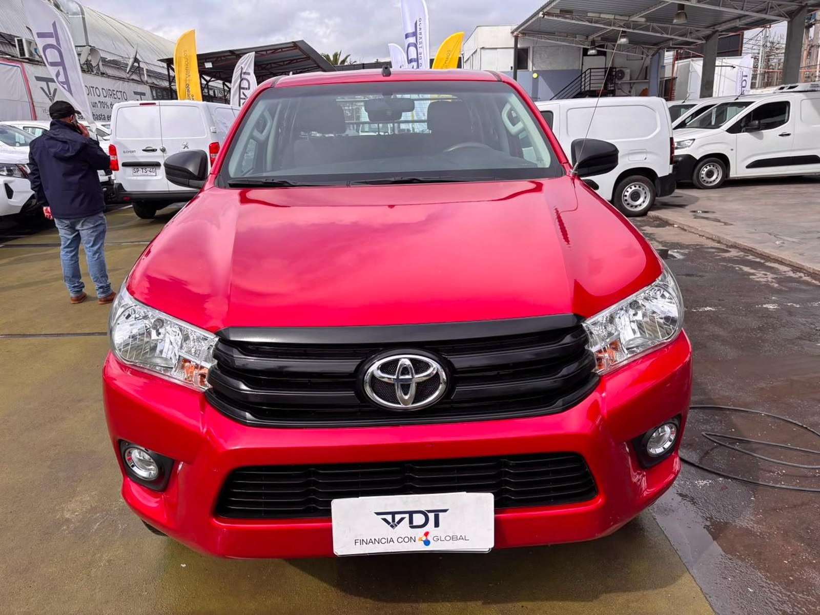 Toyota HILUX DX 2.4 4x4 2024 - Foto 2 de 10