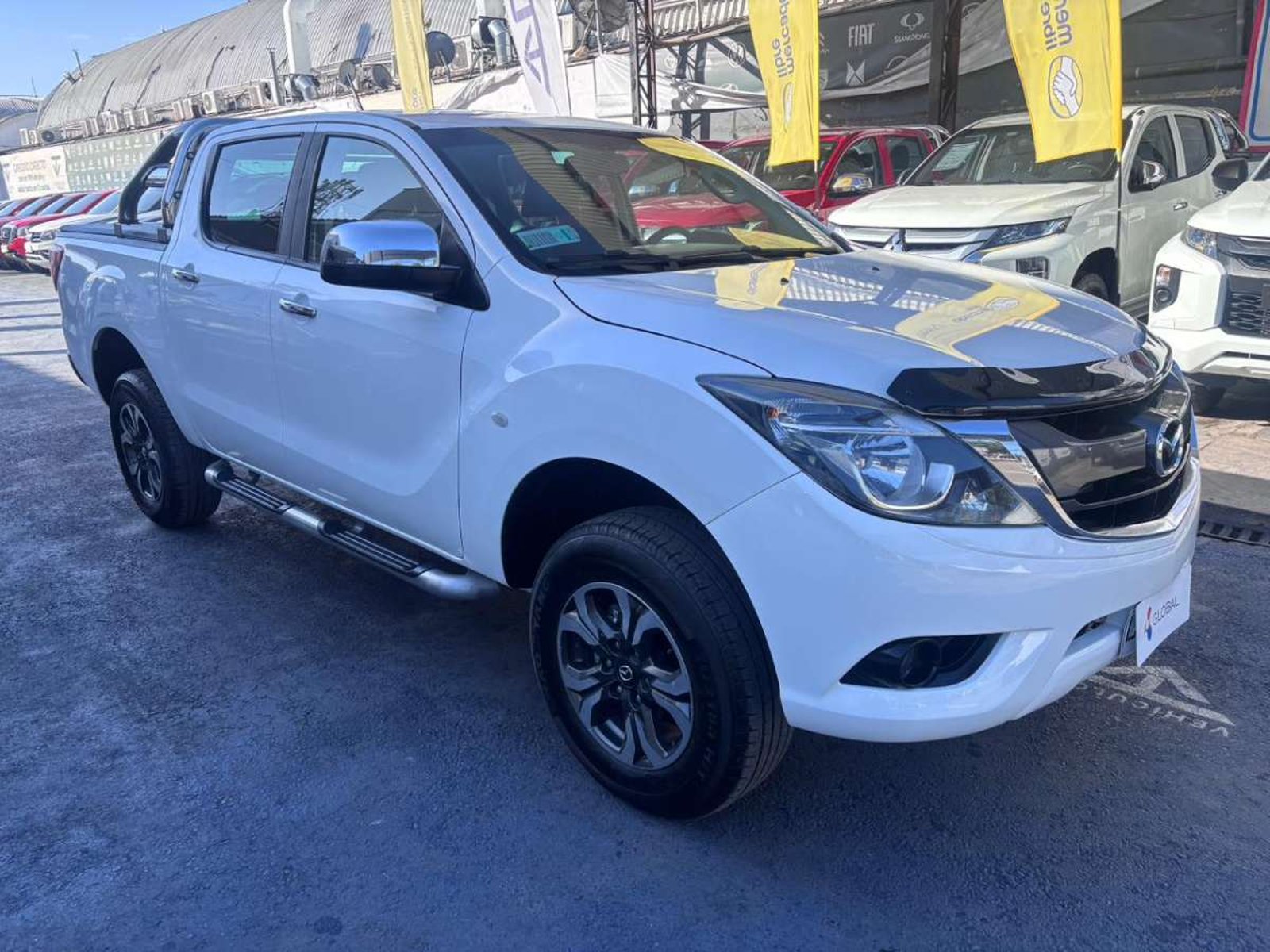 Mazda NEW BT 50 DCAB SDX 4X4 2.2 2020 - Foto 3 de 10