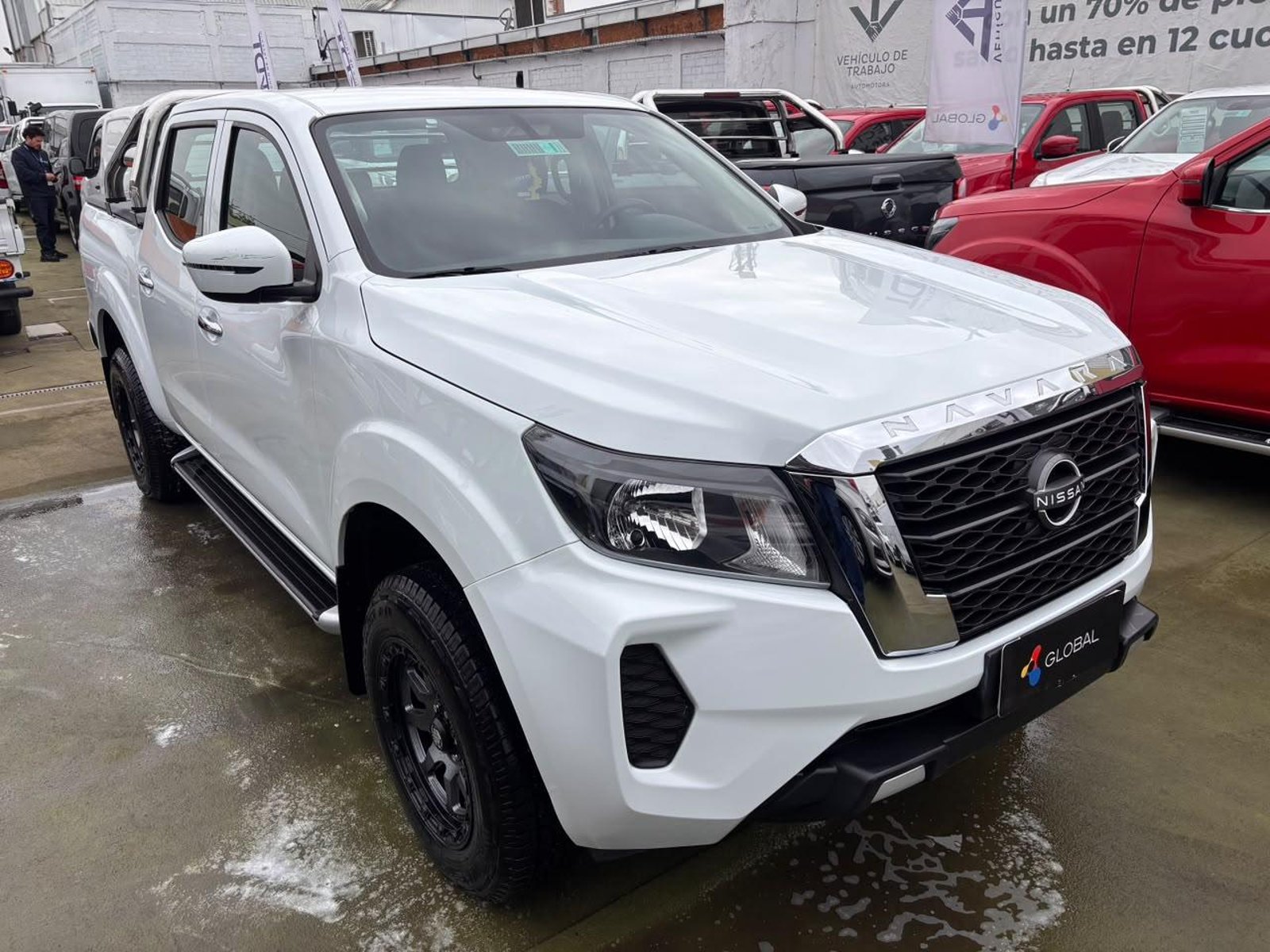 Nissan NAVARA D CAB 2.3 xe 4x2 2024 - Foto 3 de 10