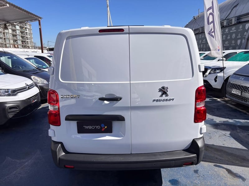 Peugeot EXPERT Premium Long 2.0 HDi 2023 - Imagen 7 de 10