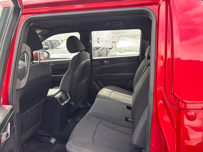 SsangYong Grand Musso GLX 2.2L 4X4 6MT 2024 - Imagen 9 de 10