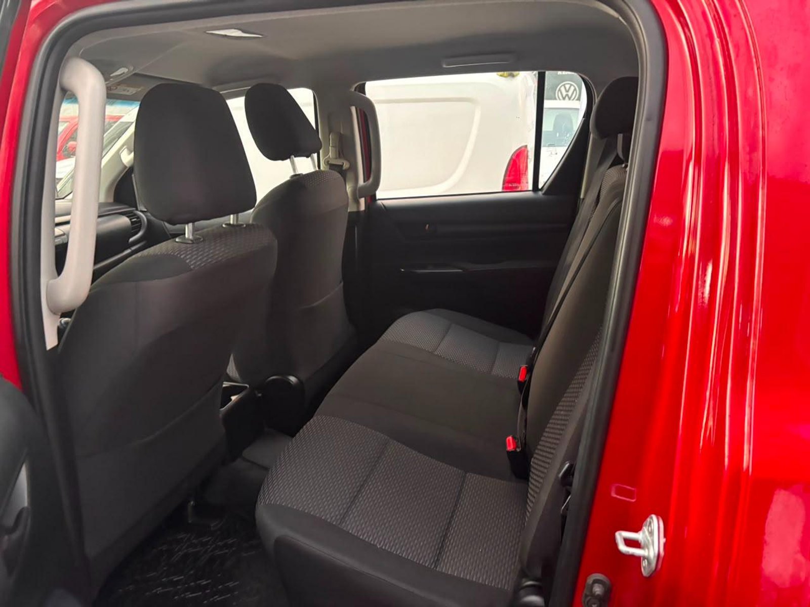Toyota HILUX 2023 - Imagen 9 de 10