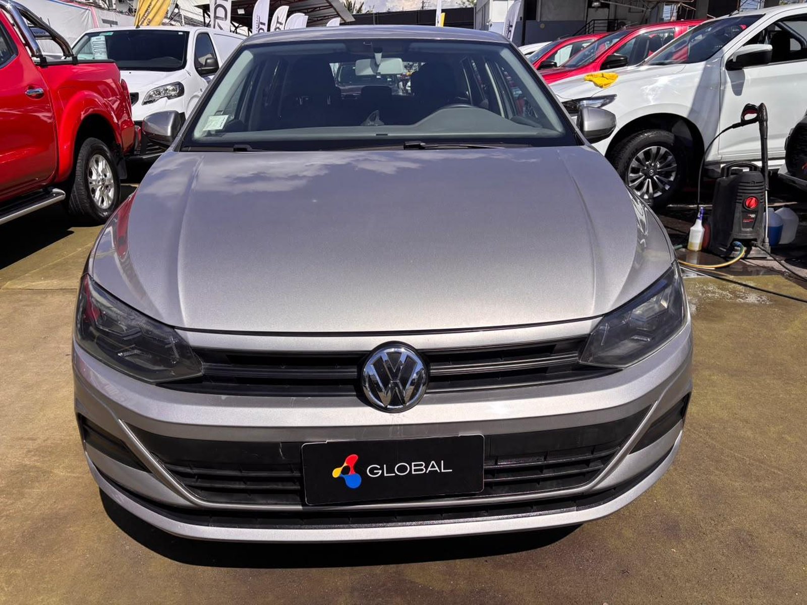 Volkswagen POLO Trendline 1.6 MT 2019 - Foto 2 de 10
