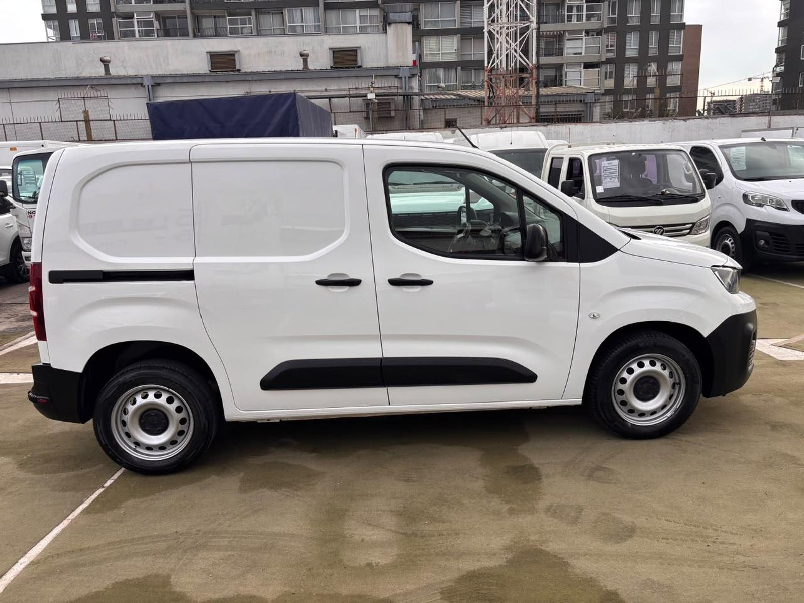 Peugeot PARTNER 2022 - Foto 4 de 10