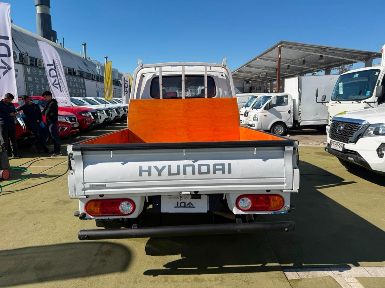Hyundai PORTER H100 2.5 Doble Cabina 2024 - Imagen 7 de 10