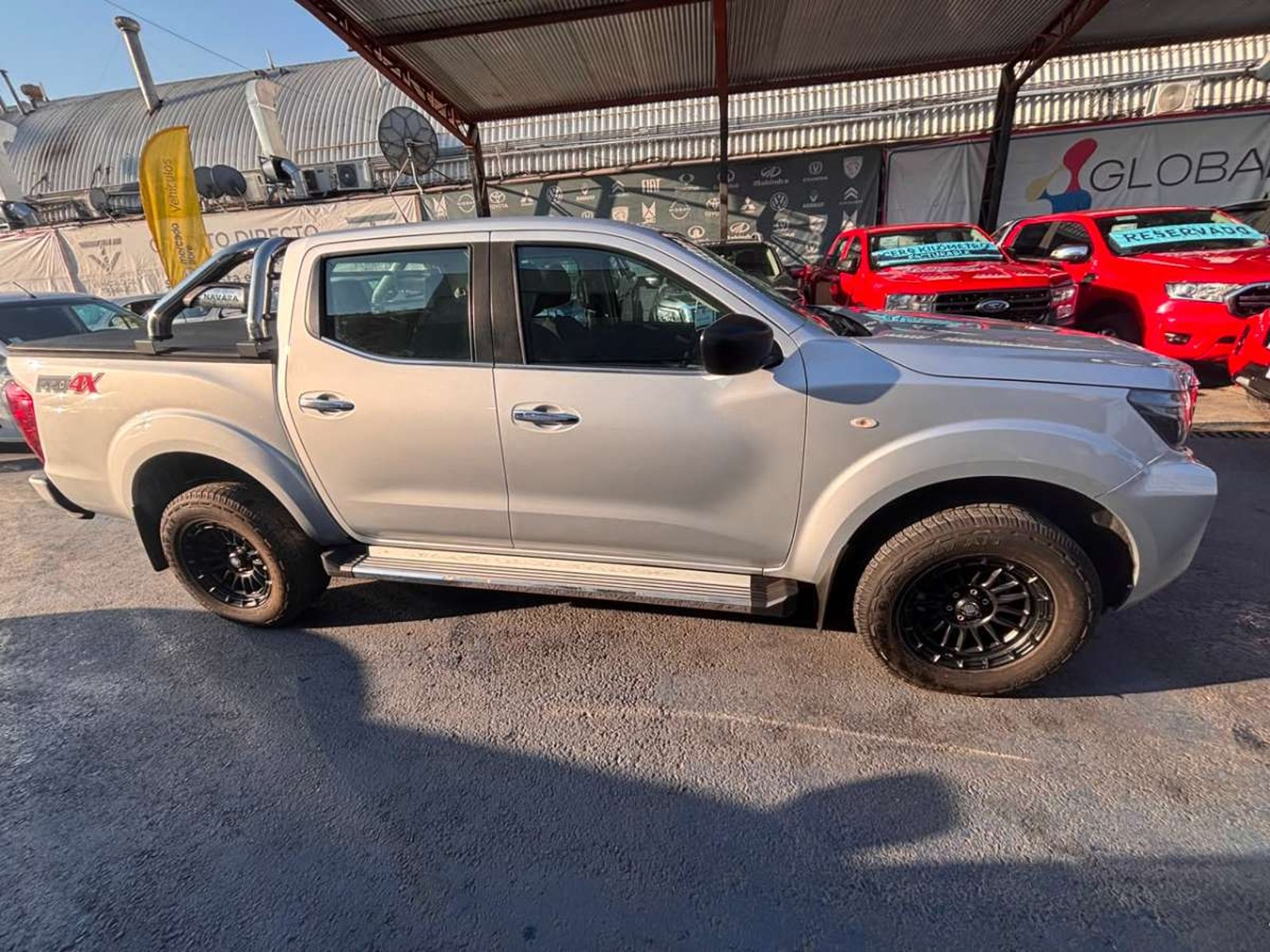 Nissan NAVARA D CAB 2.3 2021 - Imagen 5 de 10