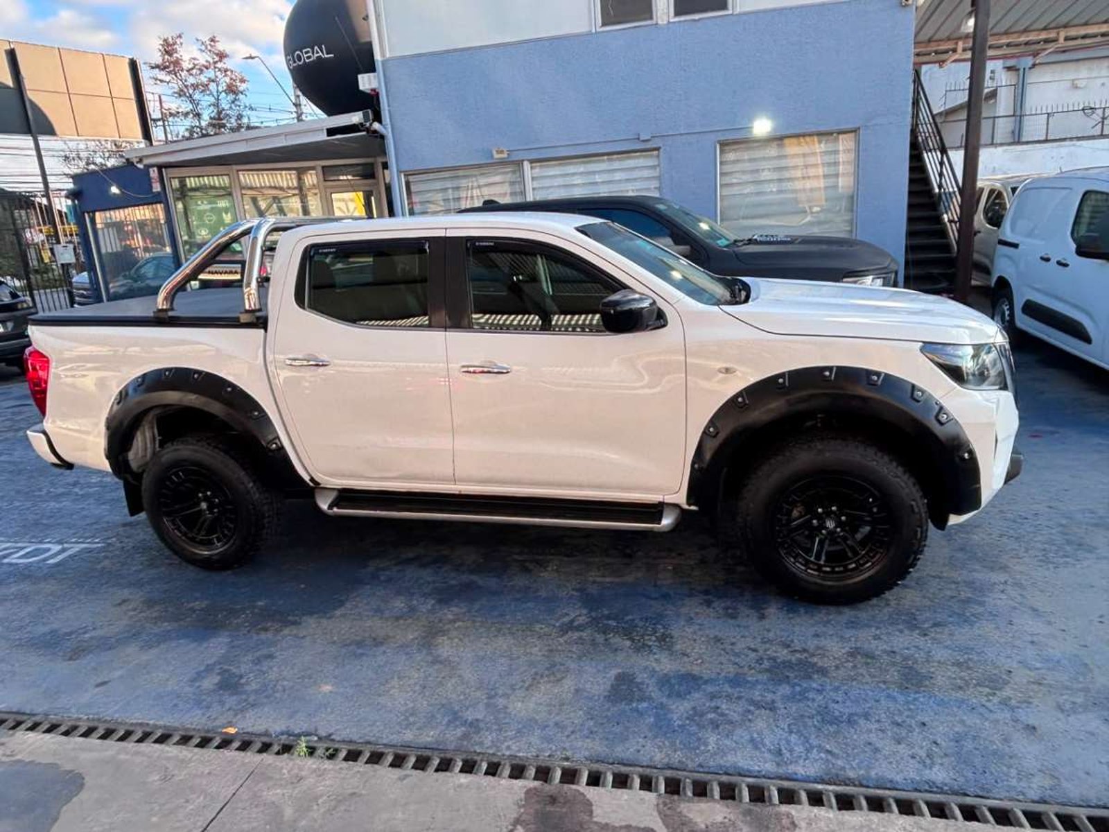 Nissan NAVARA 2021 - Foto 4 de 10
