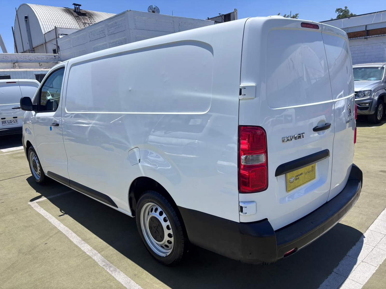 Peugeot EXPERT 2.0 Premium 2.0 Diesel 2022 - Imagen 6 de 10