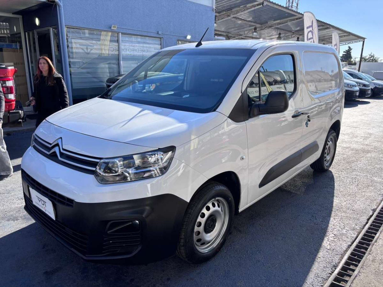 Citroën BERLINGO 1.5 2024 - Imagen 3 de 10