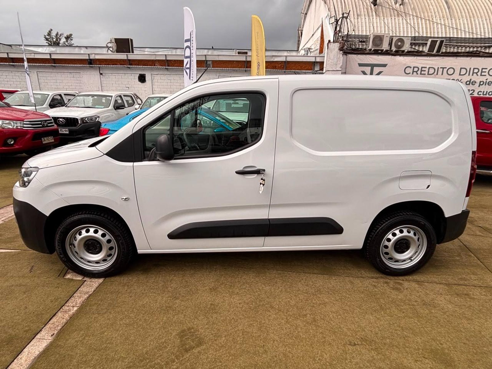 Citroën Berlingo 2023 - Imagen 4 de 9
