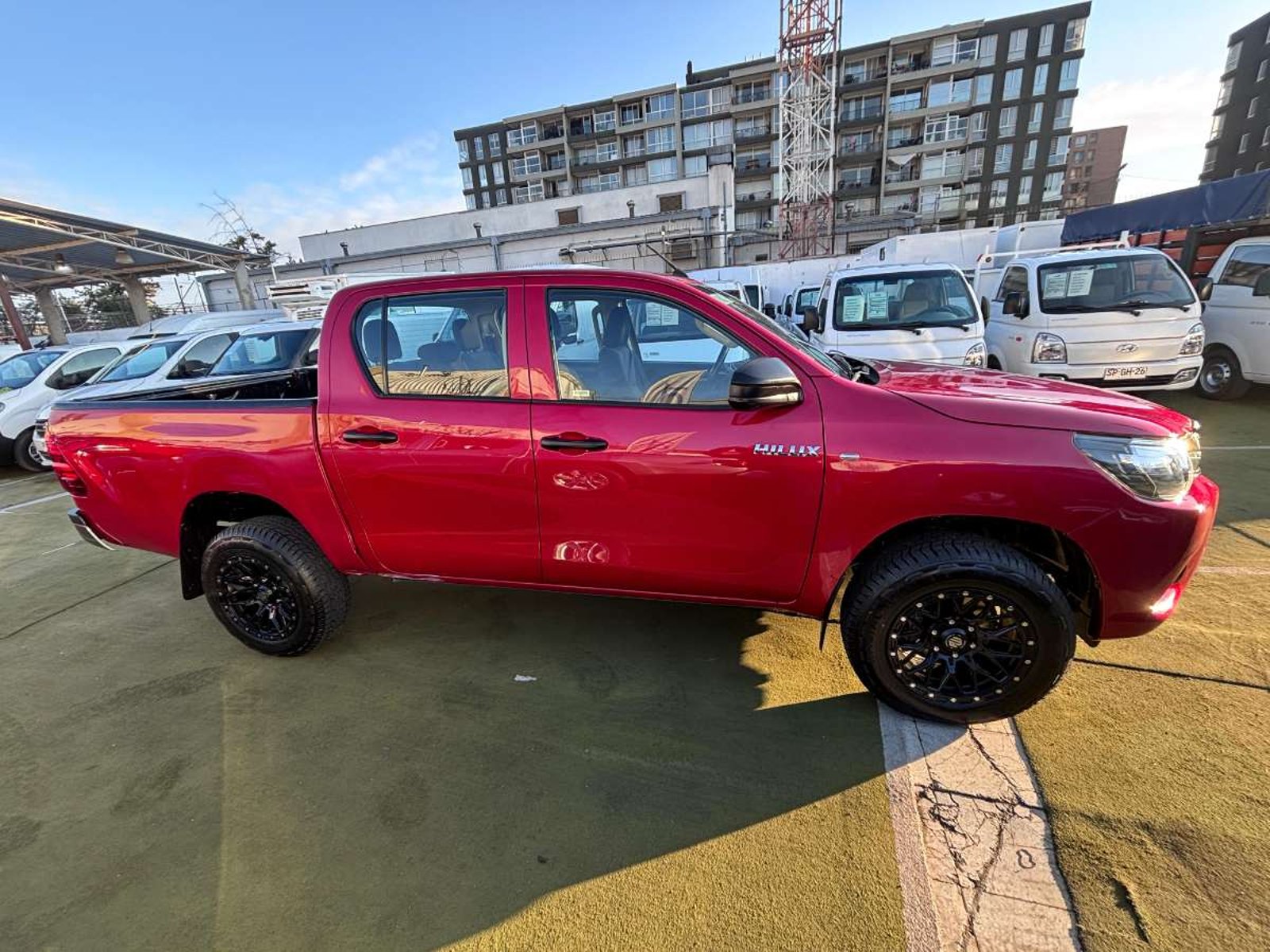 Toyota HILUX DOBLE CABINA 2.4 2023 - Foto 4 de 10