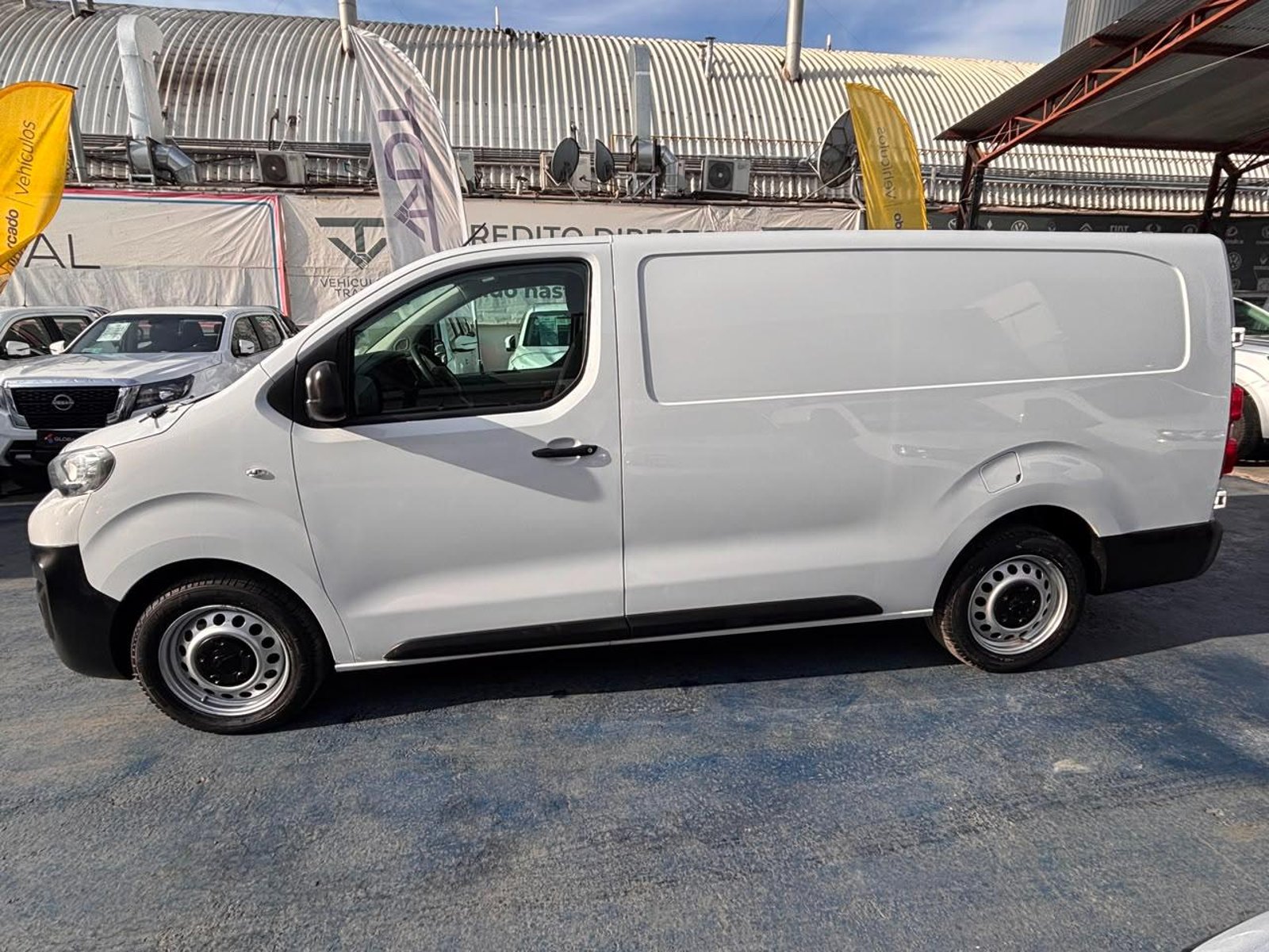 Peugeot EXPERT 2023 - Foto 5 de 10