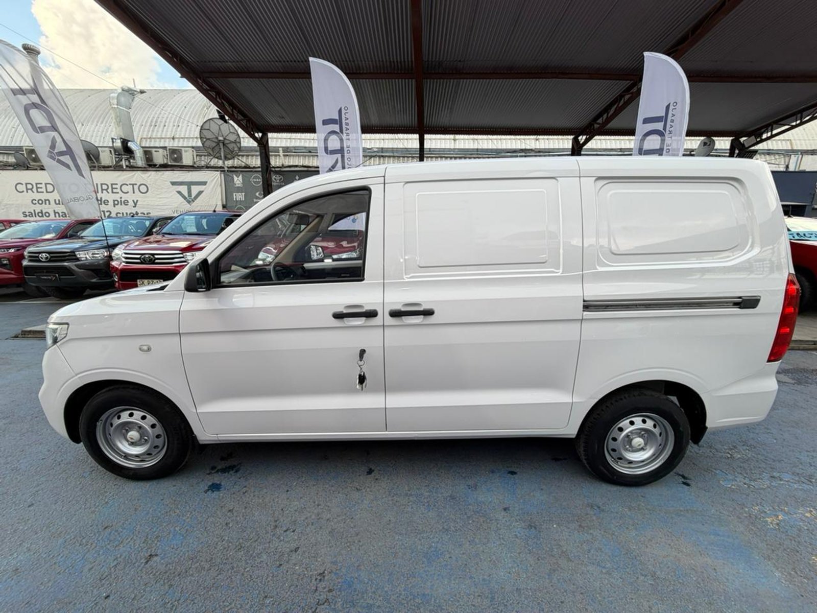 Chevrolet N400 MAX 2023 - Imagen 4 de 10