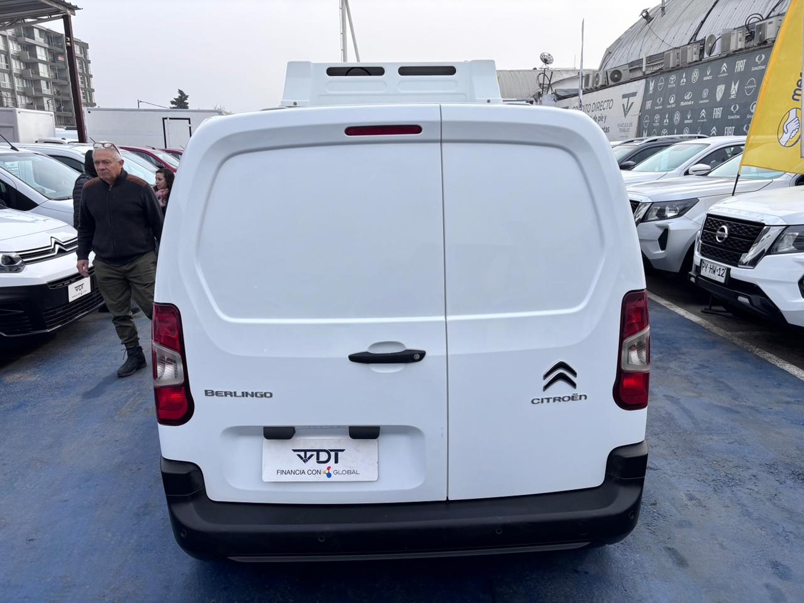 Citroën BERLINGO K9 1.6 2022 - Imagen 7 de 10