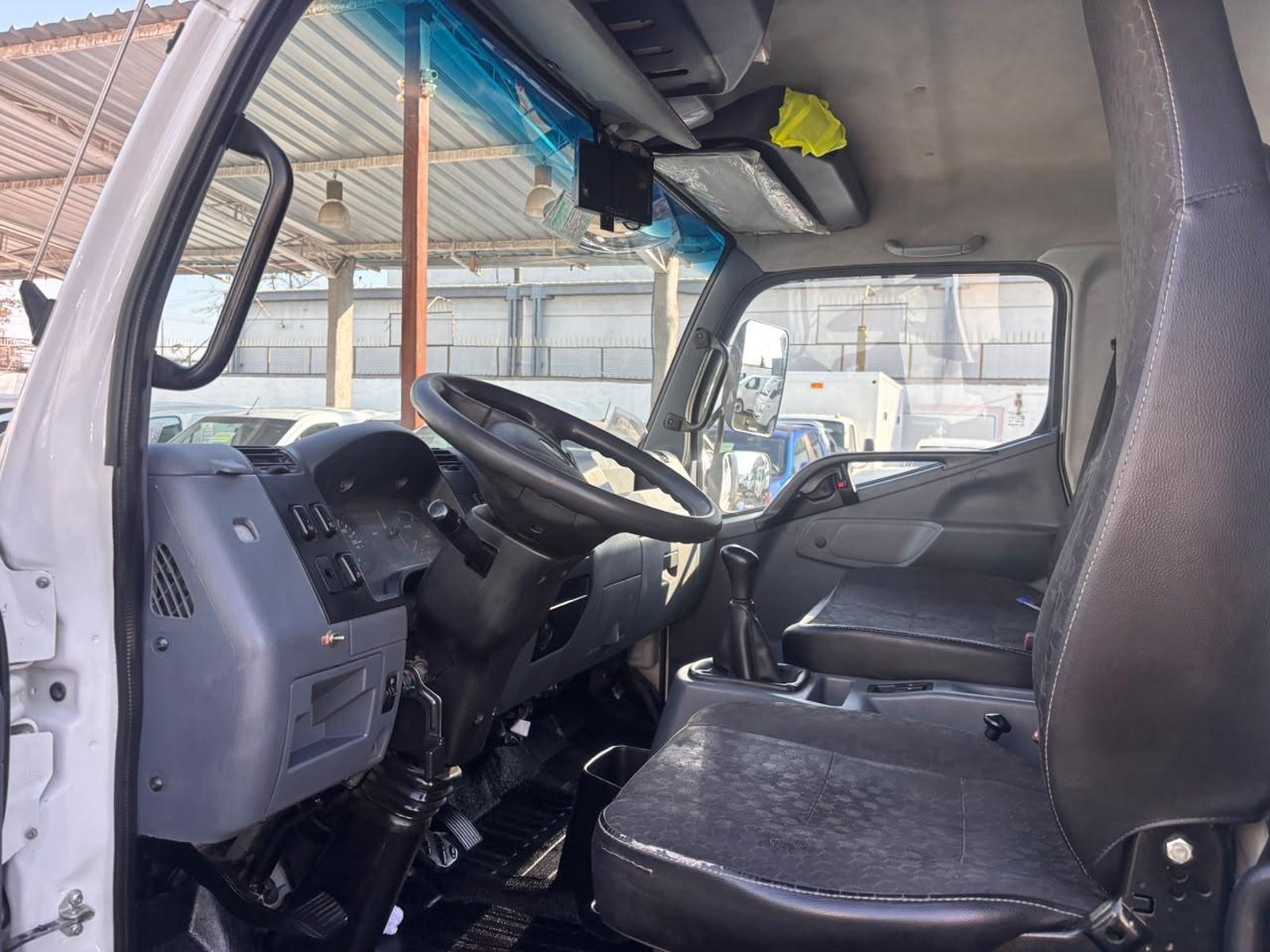 Mitsubishi FUSO 1017 2022 - Imagen 10 de 10