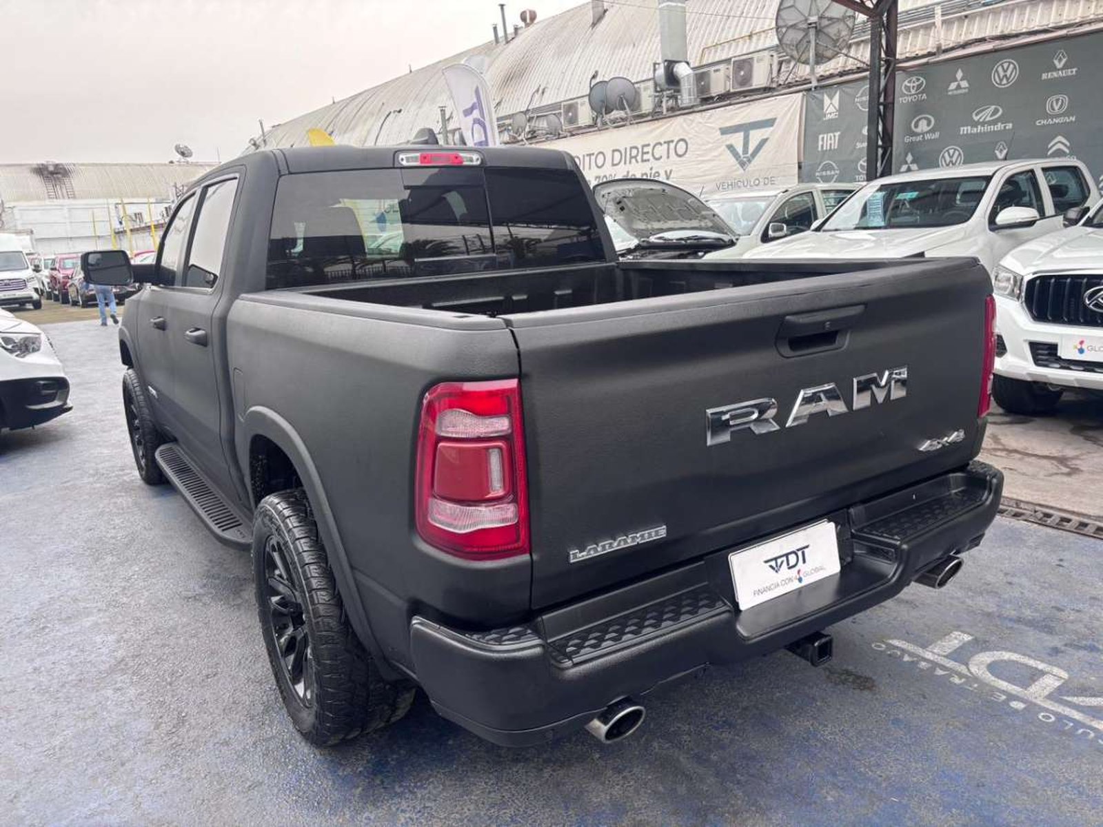 RAM RAM 1500 LARAMIE crew cab rebel 2021 - Imagen 4 de 8