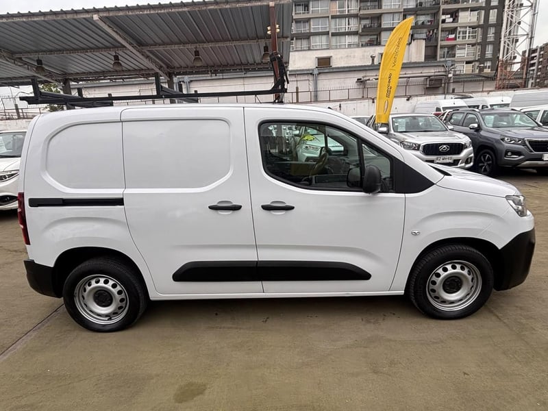 Citroën Berlingo 2024 - Imagen 5 de 10