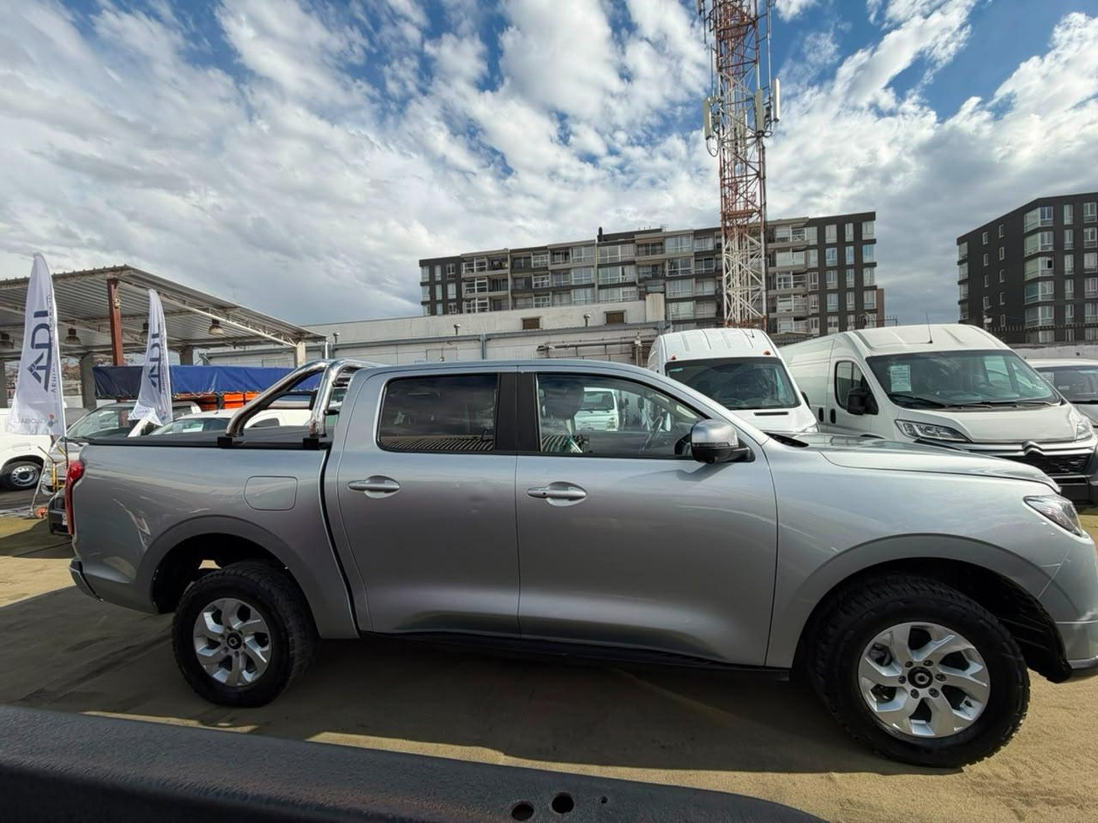 Great Wall POER ELITE 2.0 Diesel 2023 - Imagen 4 de 10