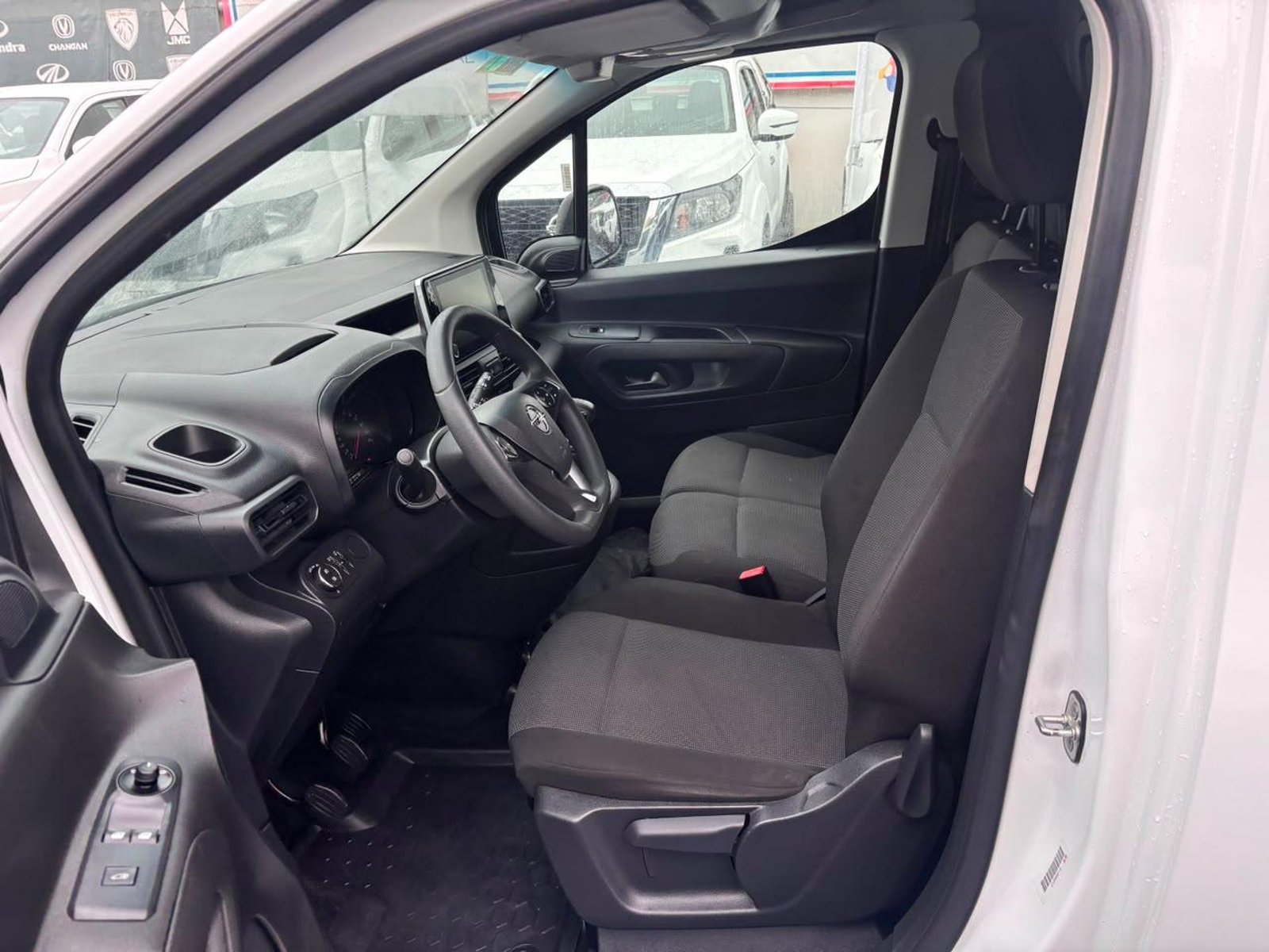 Opel COMBO 2023 - Imagen 10 de 10