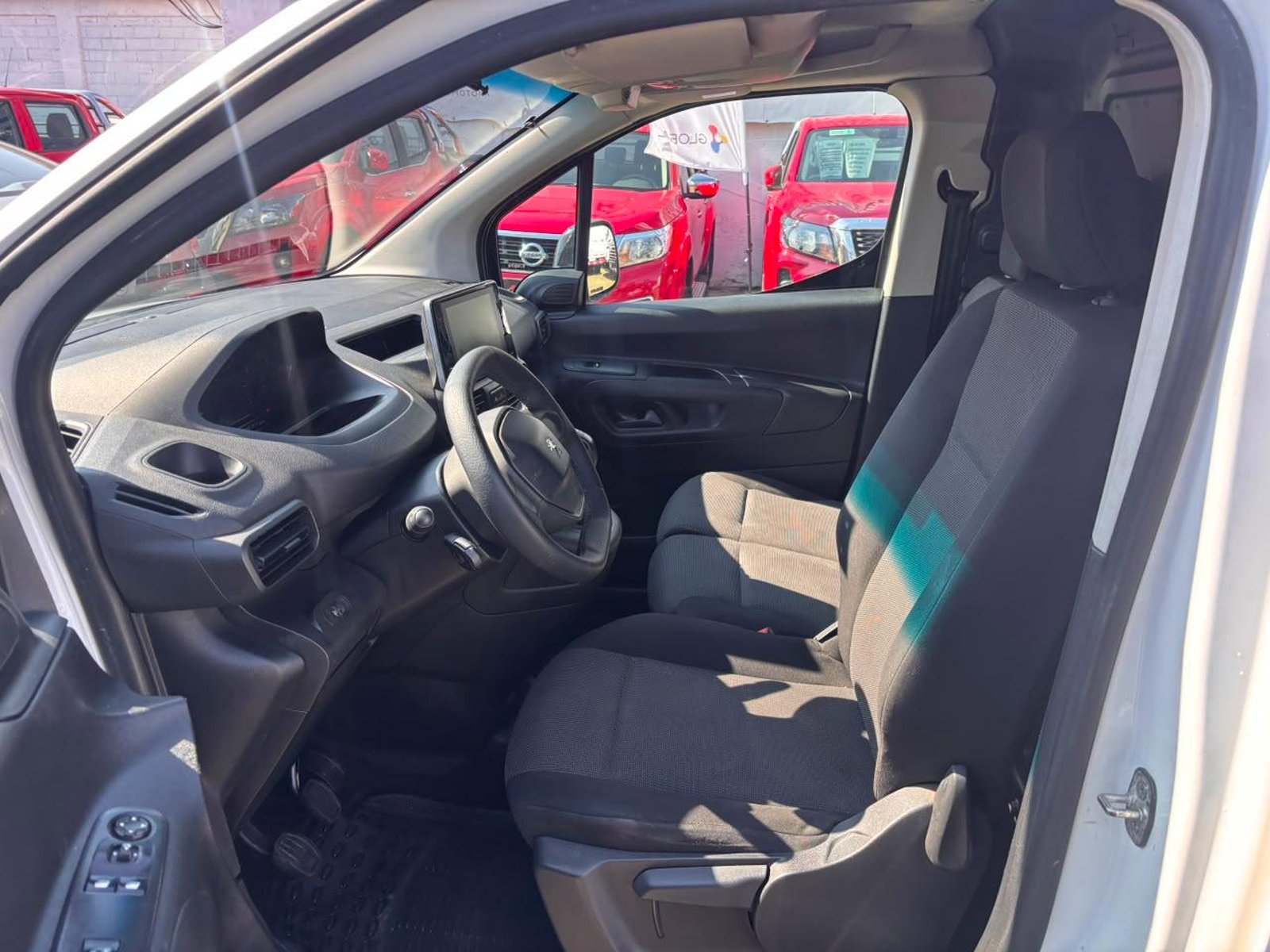 Peugeot PARTNER L2 1.6 Diesel 2022 - Imagen 10 de 10