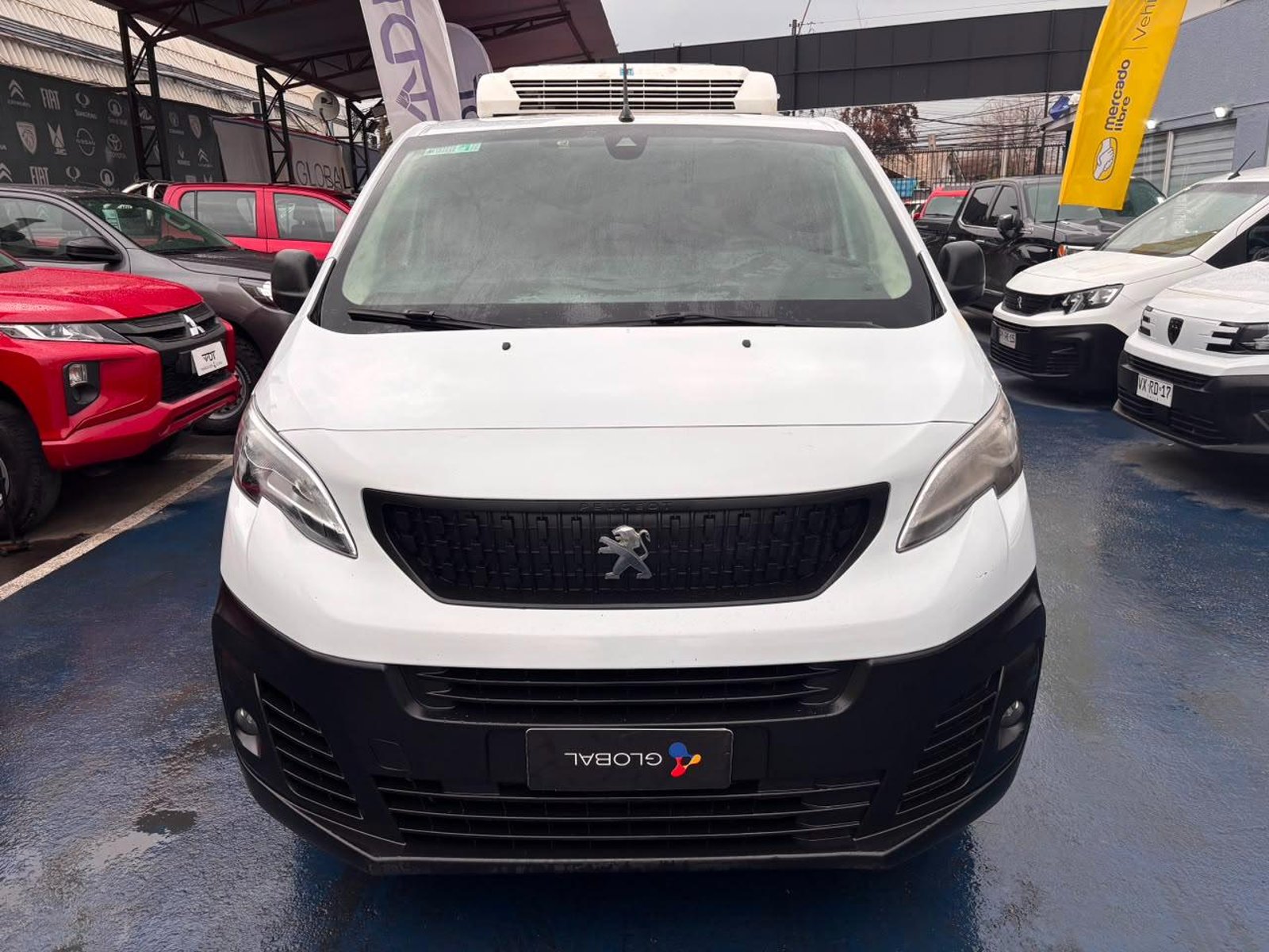 Peugeot EXPERT 2023 - Foto 2 de 10
