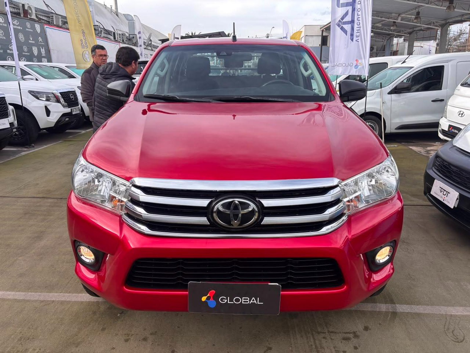 Toyota HILUX DX 2.4 4x2 2023 - Foto 2 de 10