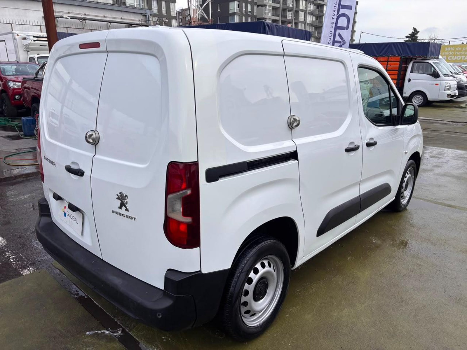 Peugeot PARTNER 2021 - Imagen 8 de 10