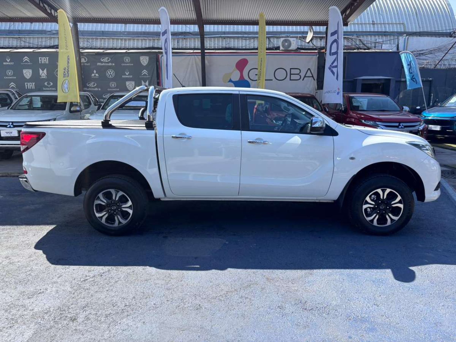 Mazda NEW BT 50 DCAB SDX 4X4 2.2 2020 - Foto 4 de 10