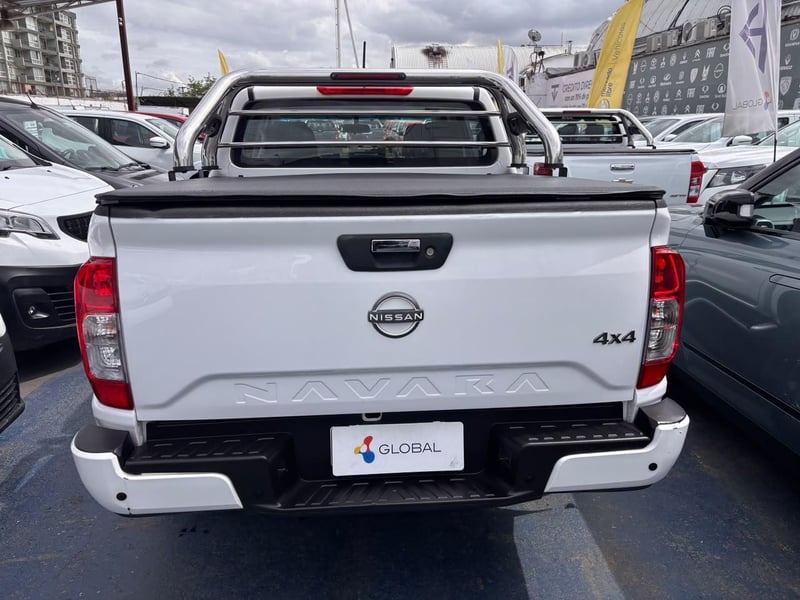 Nissan NAVARA SE 4X4 2.3 2023 - Imagen 7 de 10