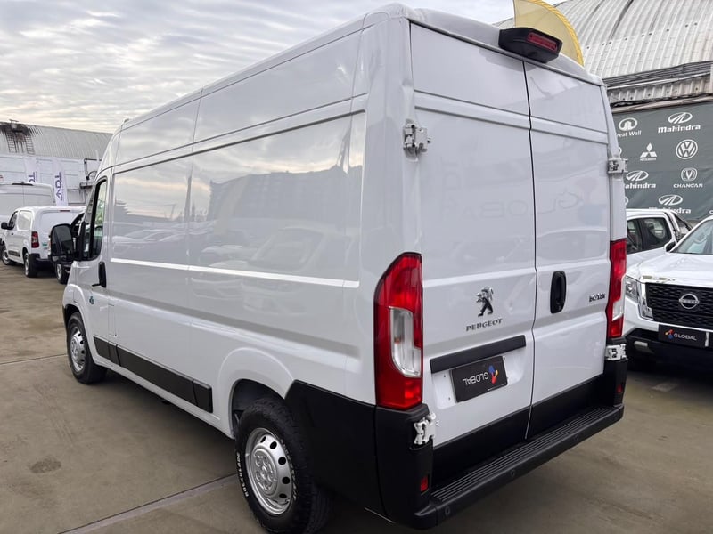 Peugeot Boxer L2H2 2.0 Diesel 2023 - Imagen 6 de 10