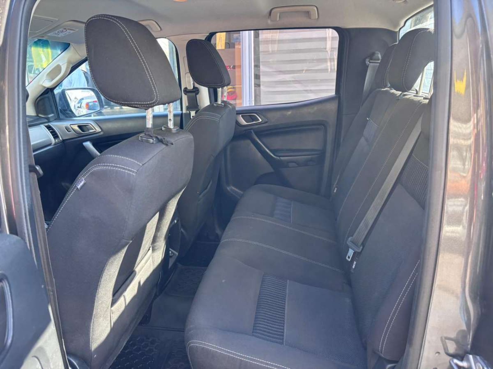 Ford RANGER DCAB 4X4 3.2 AUT XLT 4X4 2023 - Imagen 9 de 10