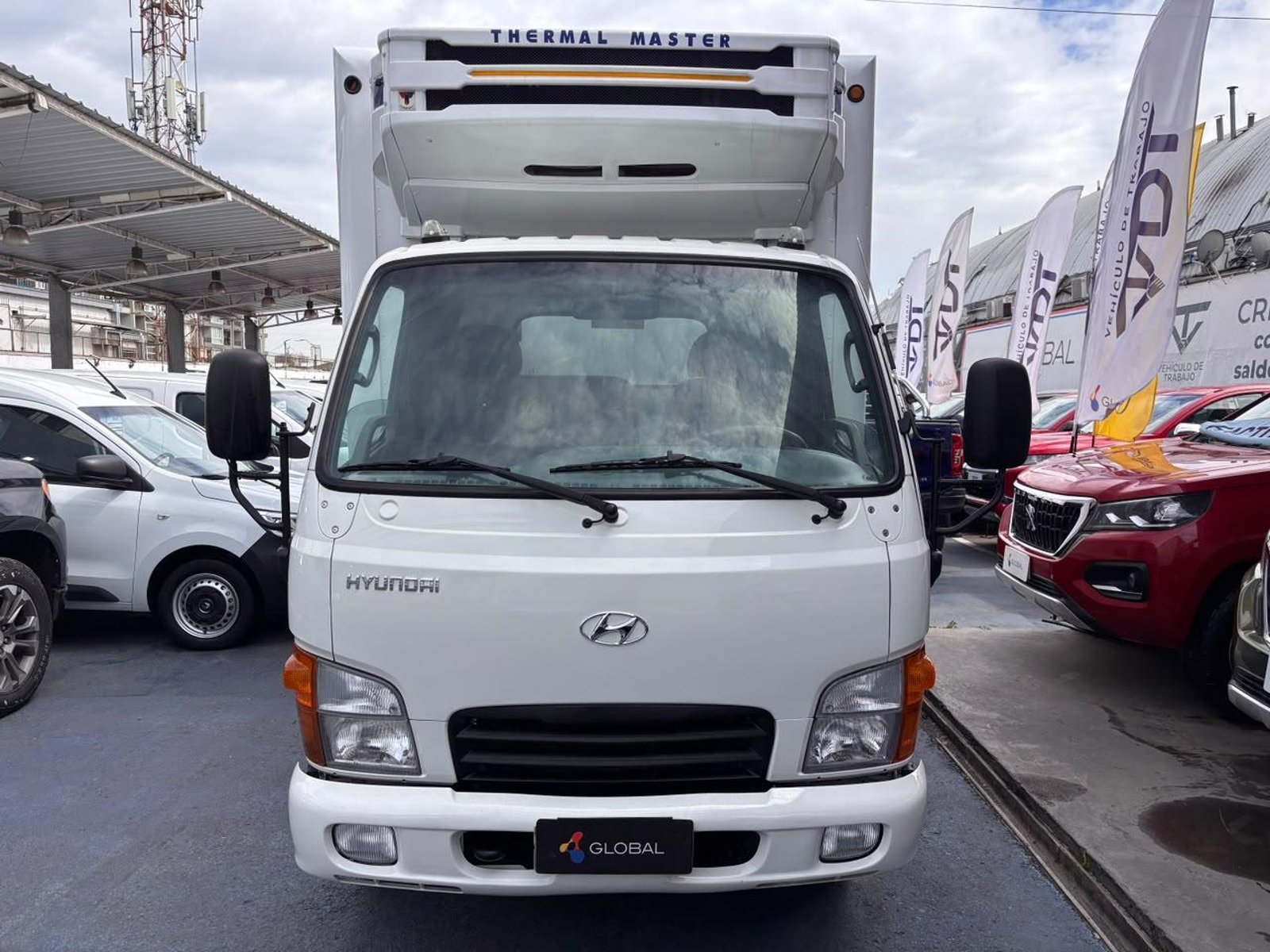 Hyundai HD 35 LWB 2.5 2022 - Foto 2 de 10