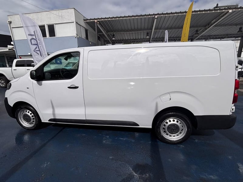 Peugeot EXPERT Premium Long 2.0 HDi 2023 - Imagen 5 de 10