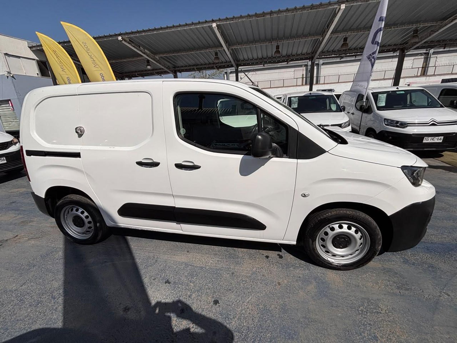 Peugeot PARTNER 2021 - Imagen 5 de 10