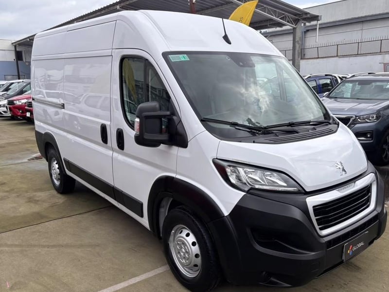 Peugeot Boxer L2H2 2.0 Diesel 2023