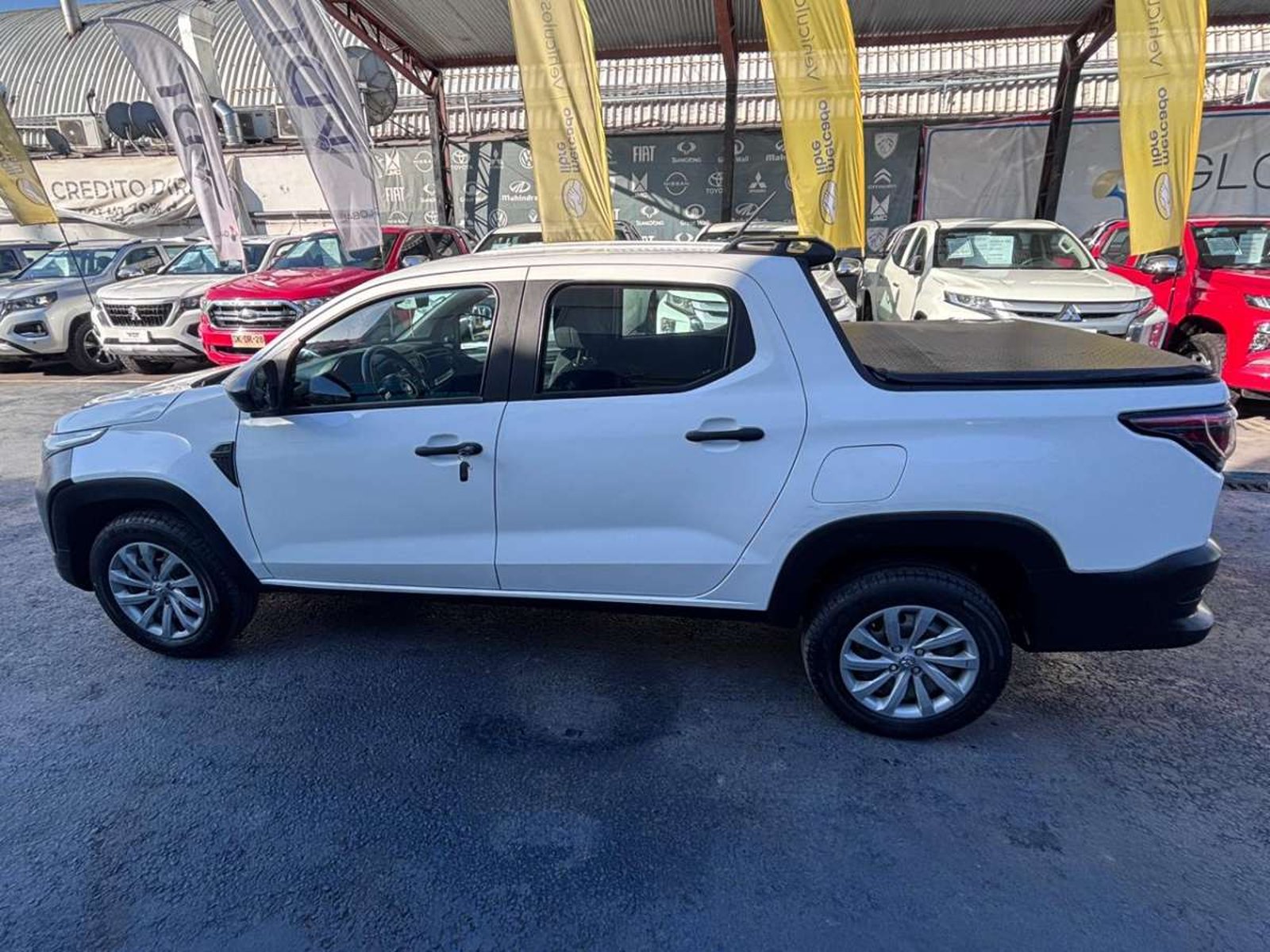 RAM 700SLT 2023 - Imagen 5 de 10