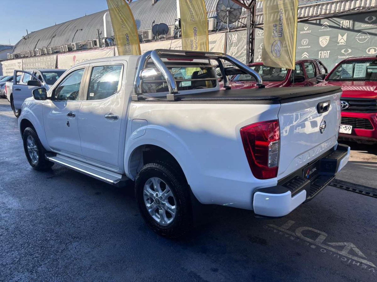 Nissan NAVARA D CAB 2.3 xe 4x2 2021 - Imagen 6 de 10