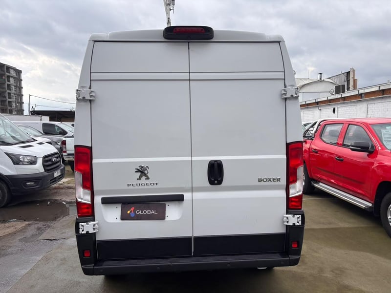 Peugeot Boxer L2H2 2.0 Diesel 2023 - Imagen 7 de 10