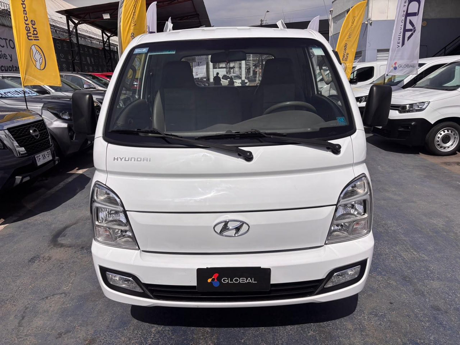 Hyundai PORTER II HI SUPER DOHC 2.5 2022 - Foto 2 de 10