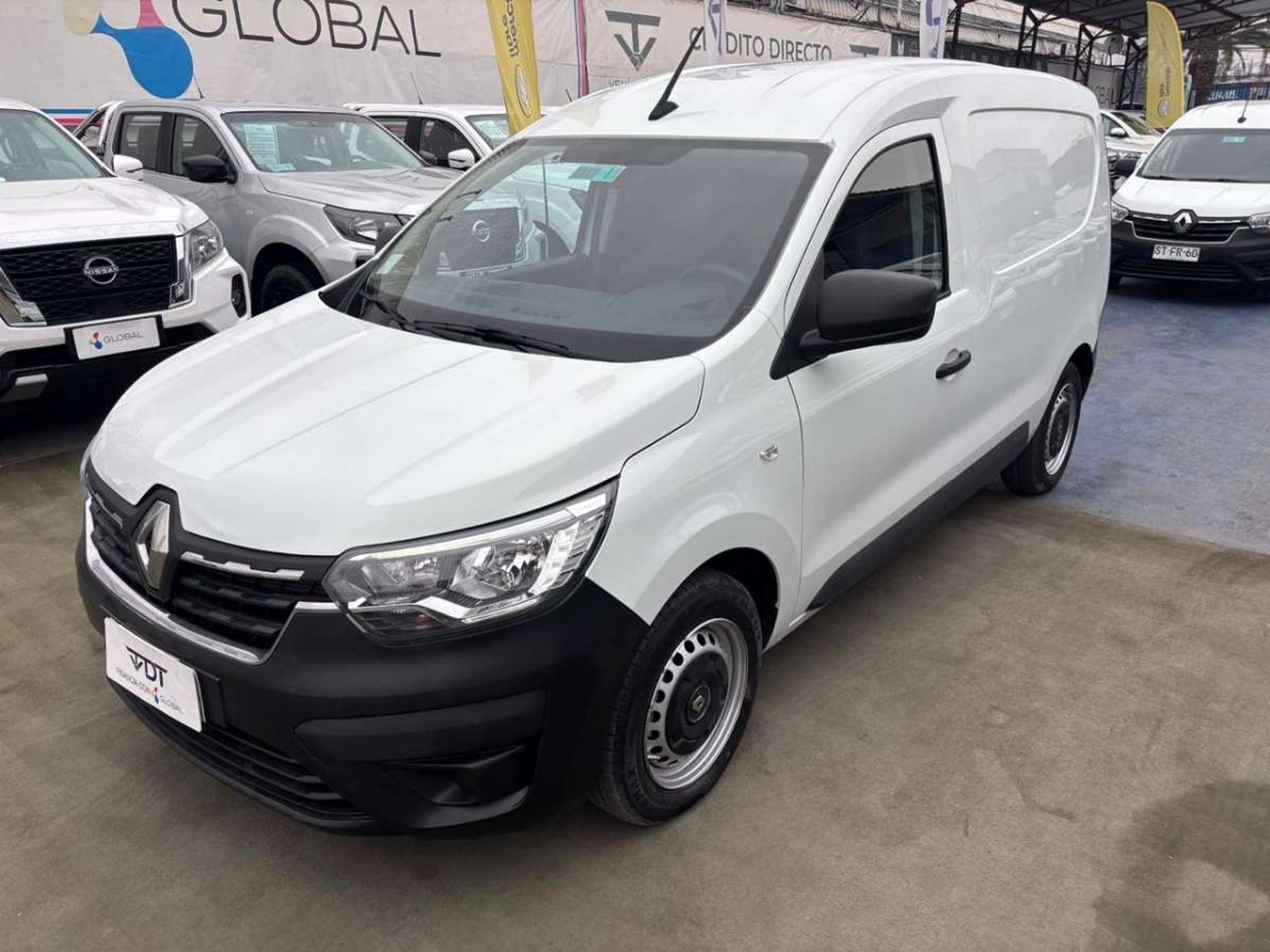 Renault EXPRESS 1.5 2023 - Imagen 3 de 10