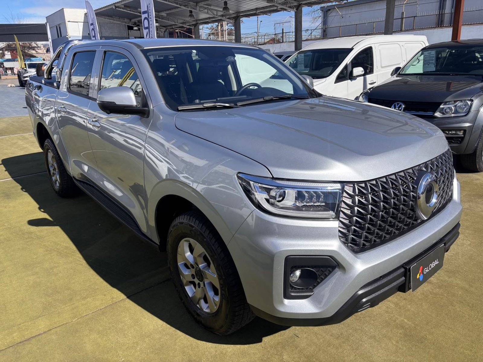Great Wall POER DELUXE 4X4 2025 - Foto 3 de 10