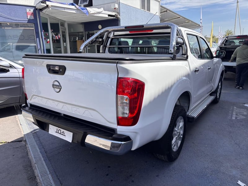 Nissan NAVARA XE 4X2 Diesel 2023 - Imagen 8 de 10