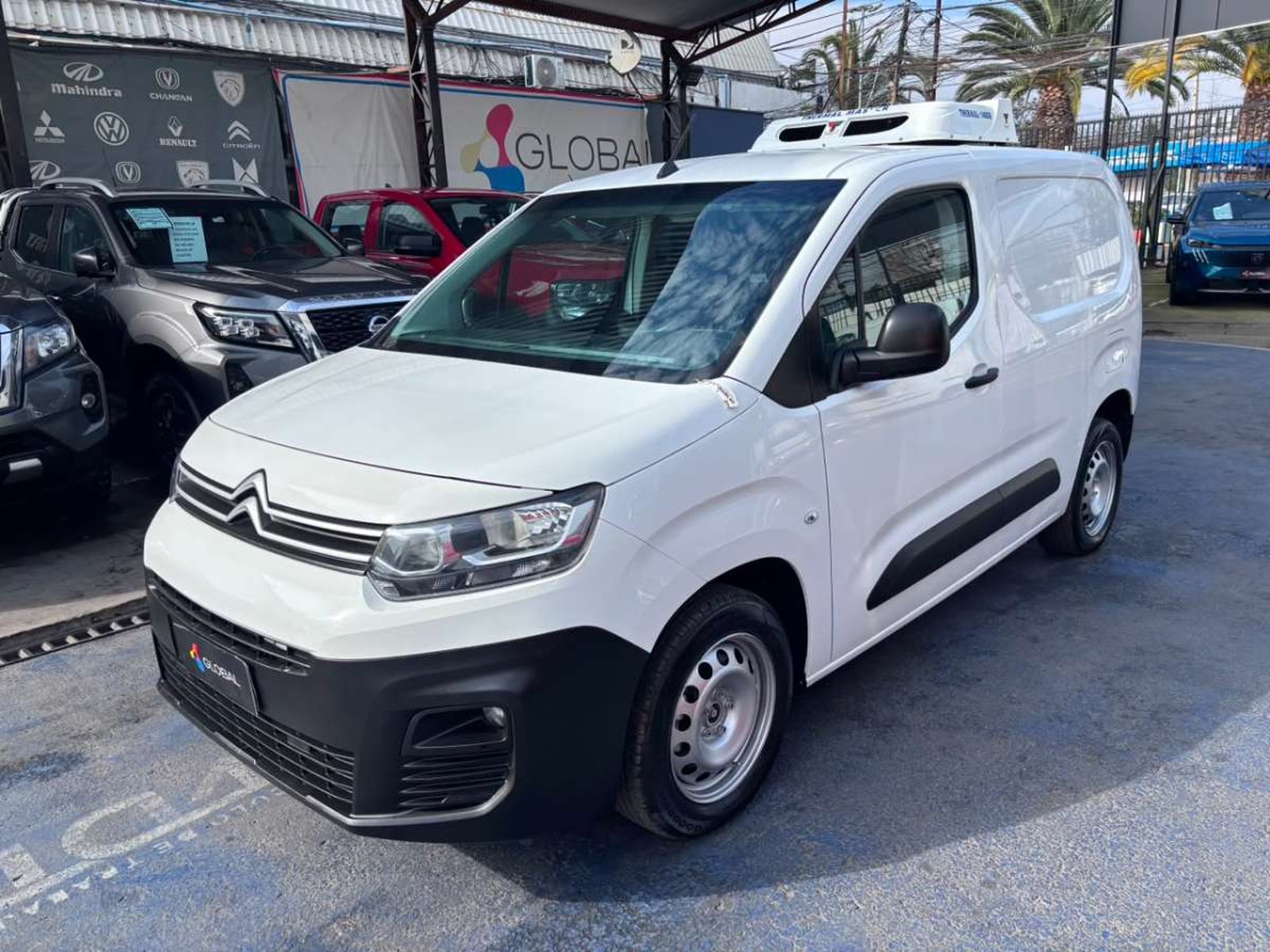 Citroën BERLINGO K9 1.6 2022 - Foto 3 de 10