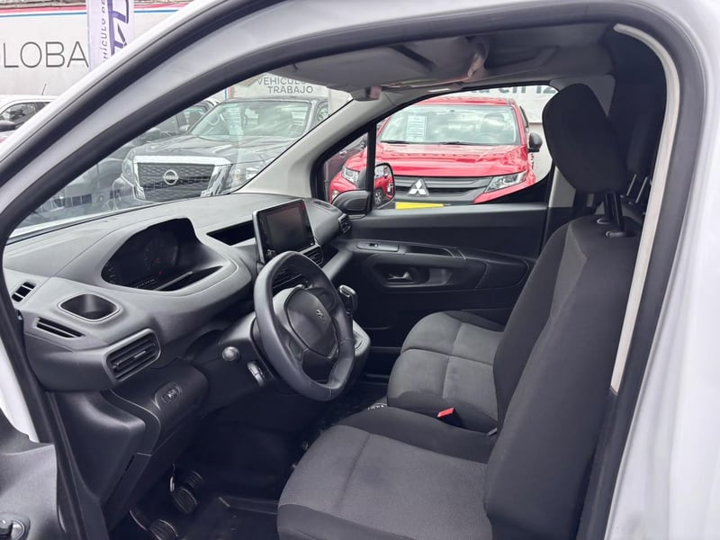 Peugeot NUEVA PARTNER 1.6 HDi 90HP Pack AA EV 2024 - Imagen 10 de 10