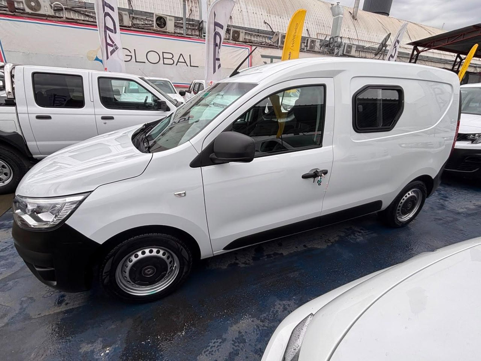 Renault Express 2023 - Imagen 4 de 10
