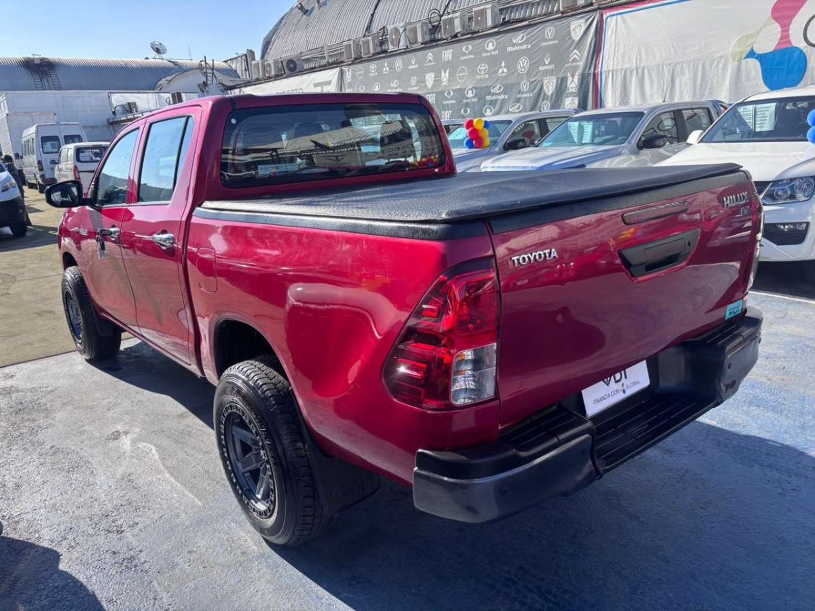 Toyota HILUX DOBLE CABINA 2.4 2023 - Imagen 6 de 10